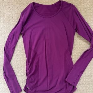 Athleta Speedlight Seamless Long Sleeve Tee, Purple/Plum, Size Medium